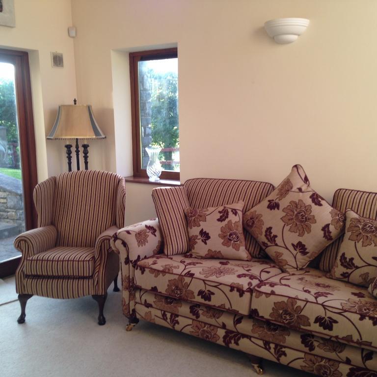 Golf Course View Bed & Breakfast เคนแมร์ ภายนอก รูปภาพ